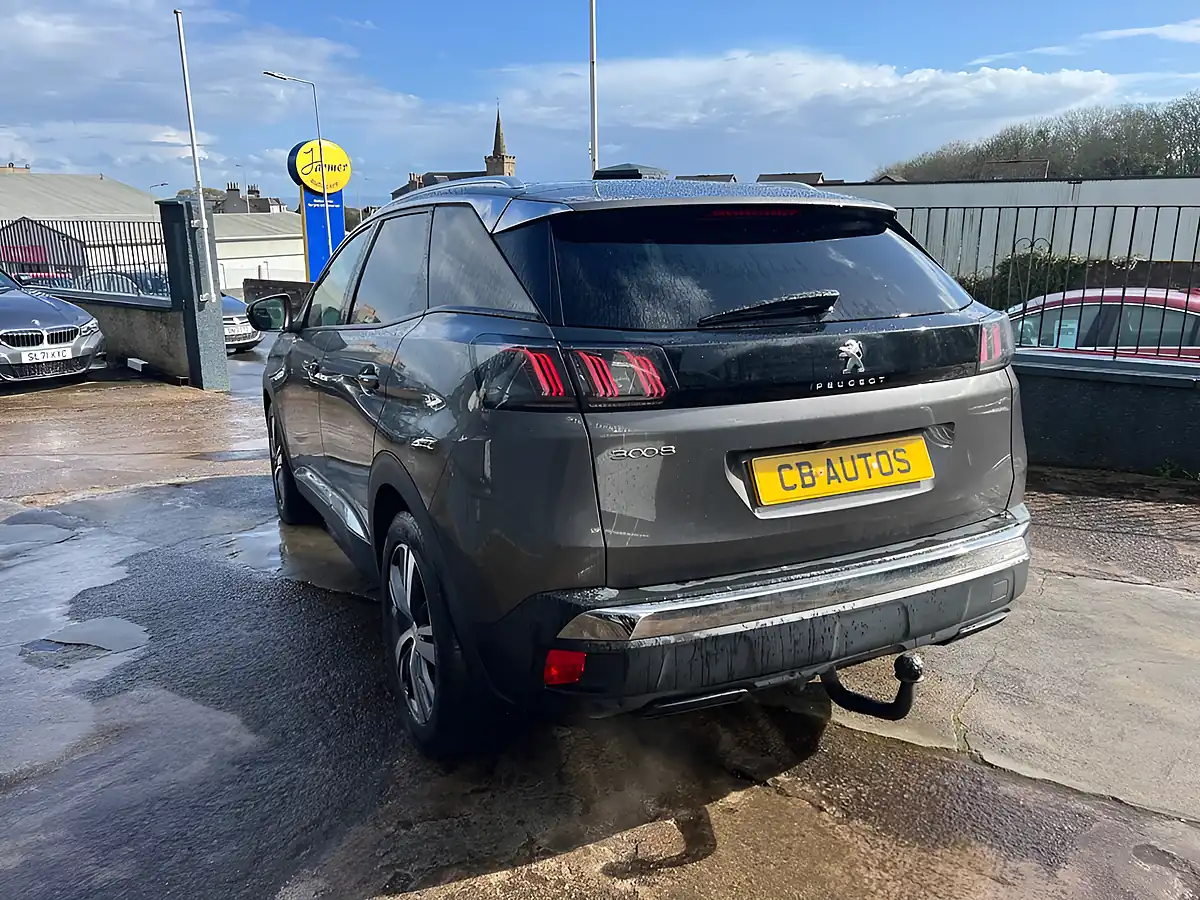 Used 2021 Peugeot 3008 Allure Premium Grey - Interior and Exterior details 7