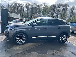 Used 2021 Peugeot 3008 Allure Premium Grey - Interior and Exterior details 8