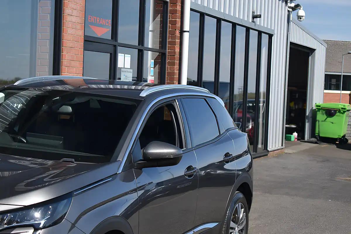 Used 2021 Peugeot 3008 Allure Premium Grey - Interior and Exterior details 11