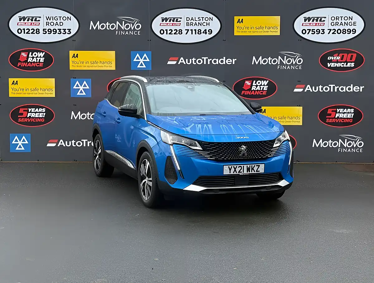 Used 2021 Peugeot 3008 GT Blue - Interior and Exterior details 4