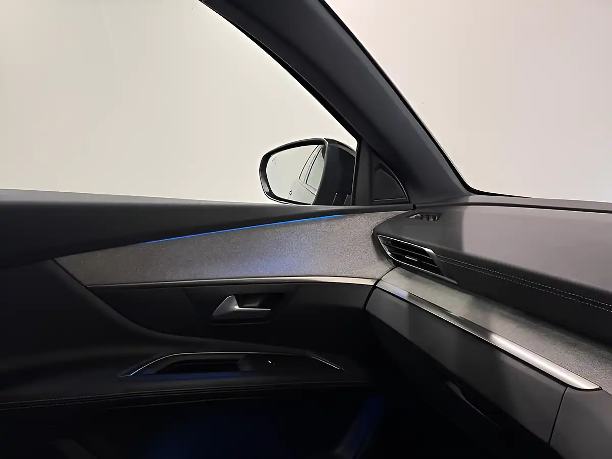 Used 2021 Peugeot 3008 GT Grey - Interior and Exterior details 19