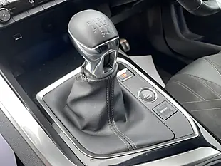 Used 2021 Peugeot 3008 GT White - Interior and Exterior details 11