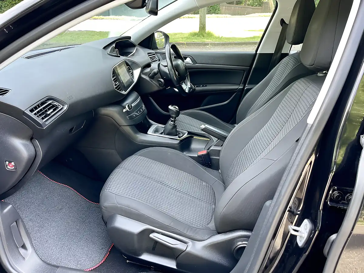Used 2021 Peugeot 308 Active Premium Black - Interior and Exterior details 13