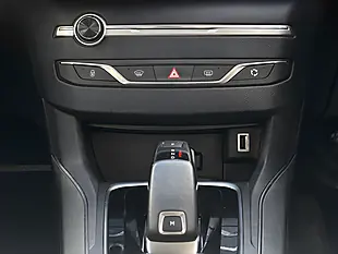 Used 2021 Peugeot 308 GT White - Interior and Exterior details 16