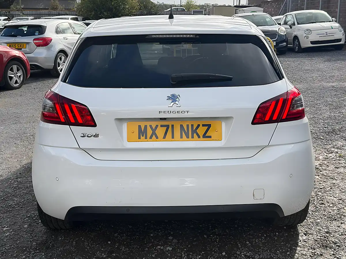 Used 2021 Peugeot 308 GT White - Interior and Exterior details 6