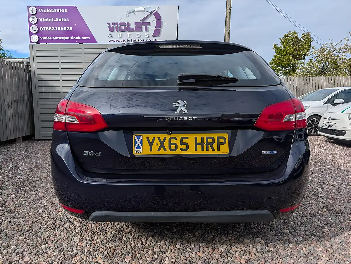 Used 2021 Peugeot 308 Sw Access Blue - Interior and Exterior details 11