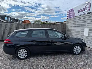Used 2021 Peugeot 308 Sw Access Blue - Interior and Exterior details 13