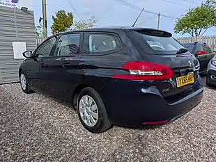 Used 2021 Peugeot 308 Sw Access Blue - Interior and Exterior details 4