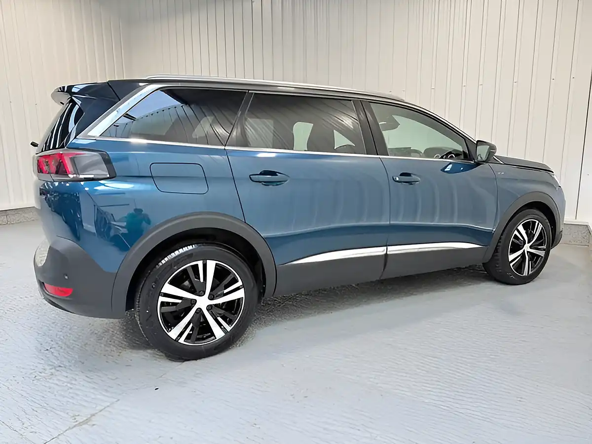 Used 2021 Peugeot 5008 GT Celebes Blue - Interior and Exterior details 9