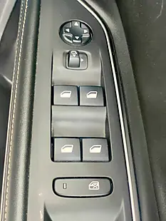 Used 2021 Peugeot 5008 GT Grey - Interior and Exterior details 14