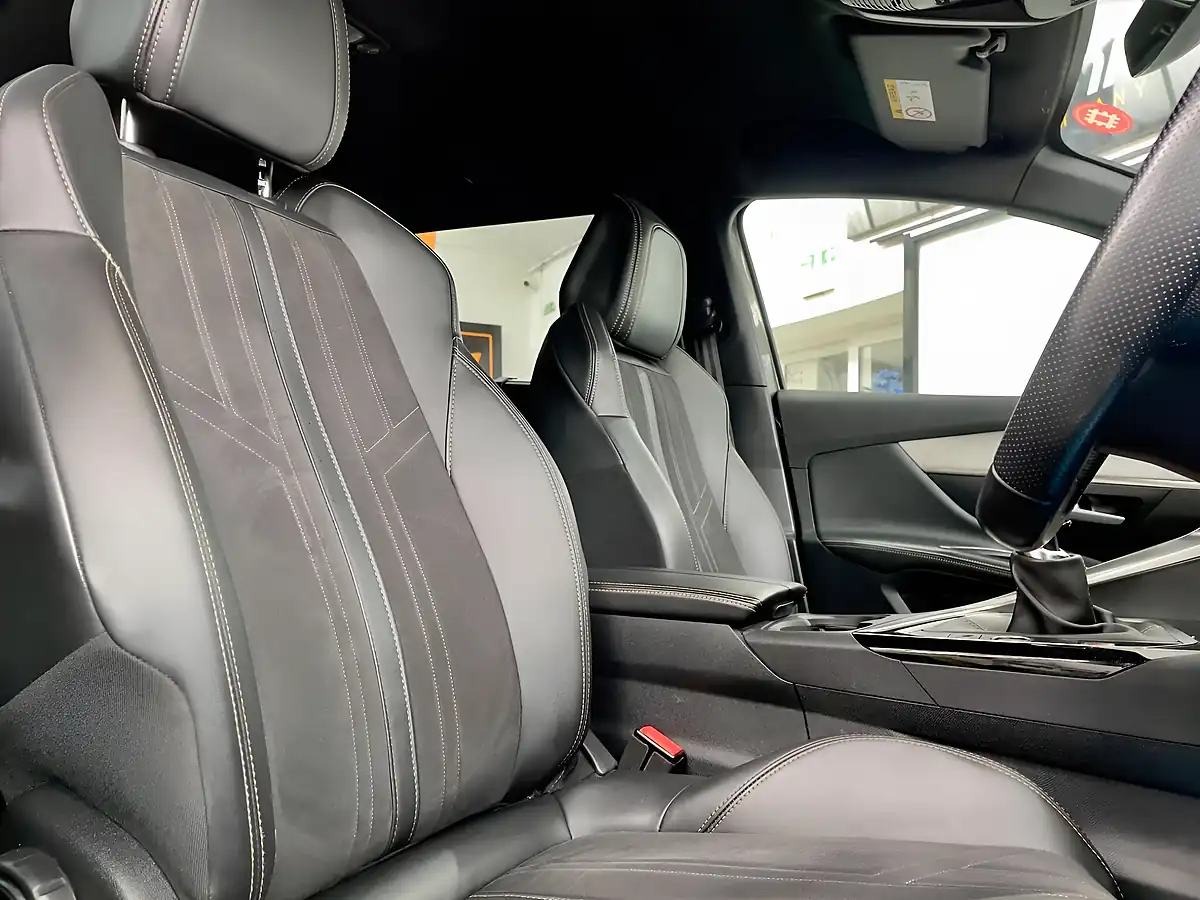 Used 2021 Peugeot 5008 GT Grey - Interior and Exterior details 7