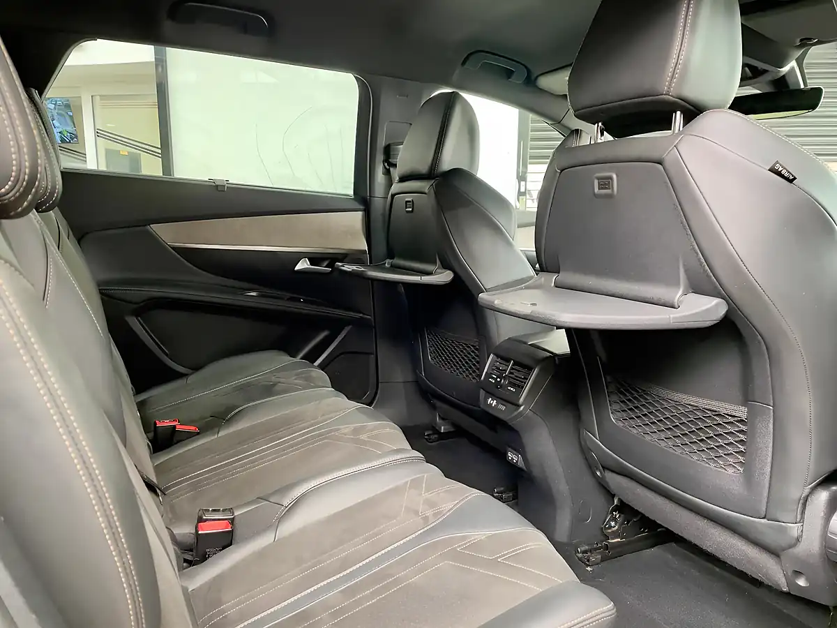 Used 2021 Peugeot 5008 GT Grey - Interior and Exterior details 8