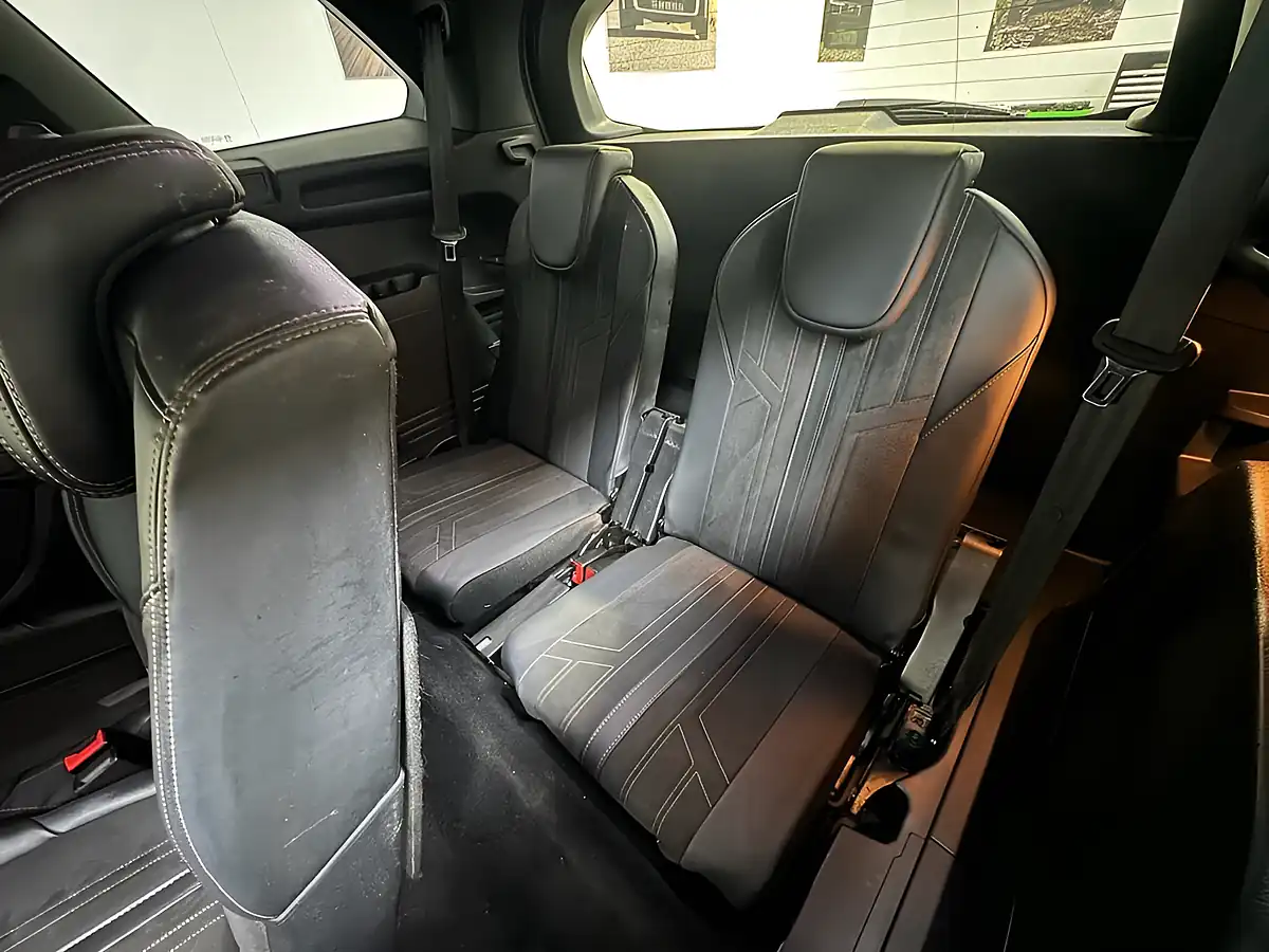 Used 2021 Peugeot 5008 GT Grey - Interior and Exterior details 15