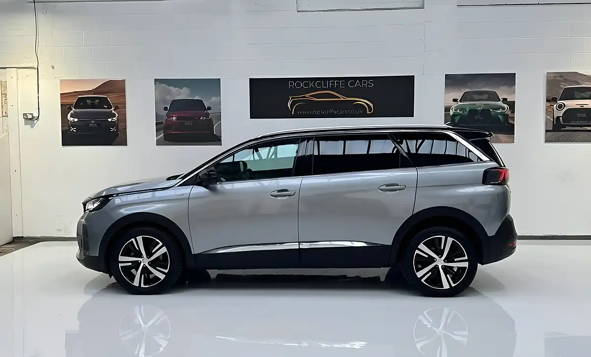 Used 2021 Peugeot 5008 GT Grey - Interior and Exterior details 3