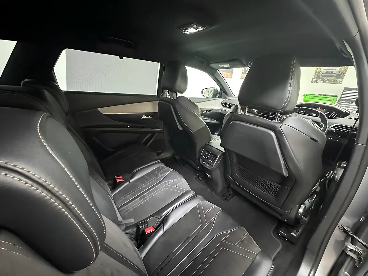 Used 2021 Peugeot 5008 GT Grey - Interior and Exterior details 9