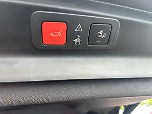 Used 2021 Peugeot 5008 GT White - Interior and Exterior details 18