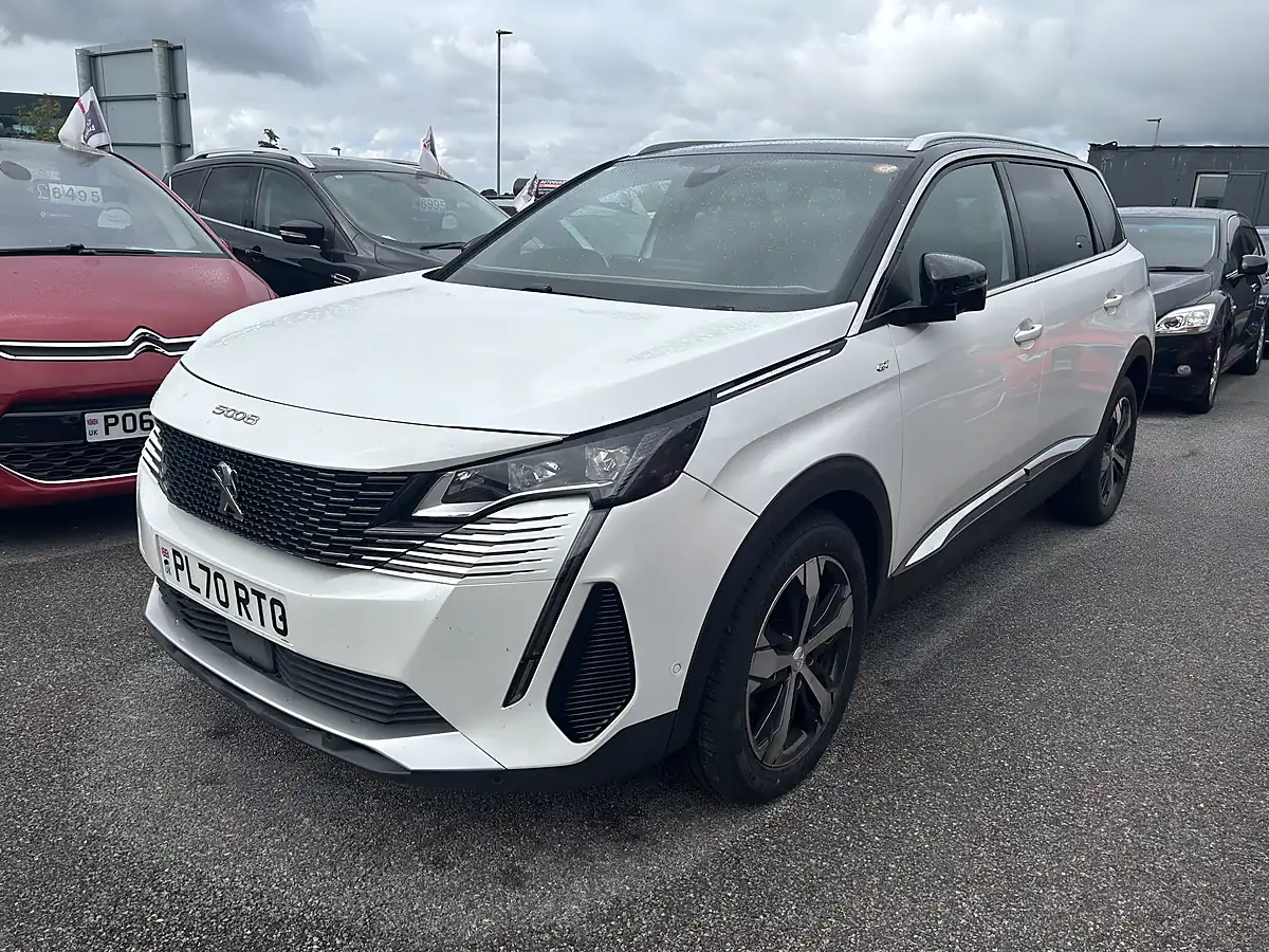 Used 2021 Peugeot 5008 GT White - Interior and Exterior details 3