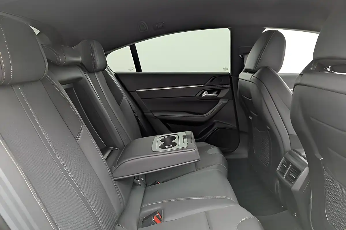 Used 2021 Peugeot 508 GT Line Grey - Interior and Exterior details 10
