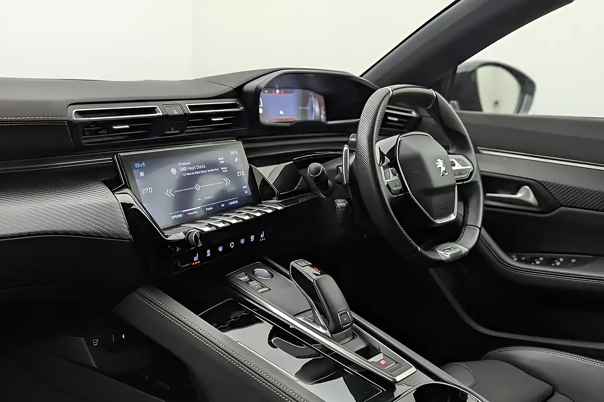 Used 2021 Peugeot 508 GT Line Grey - Interior and Exterior details 12