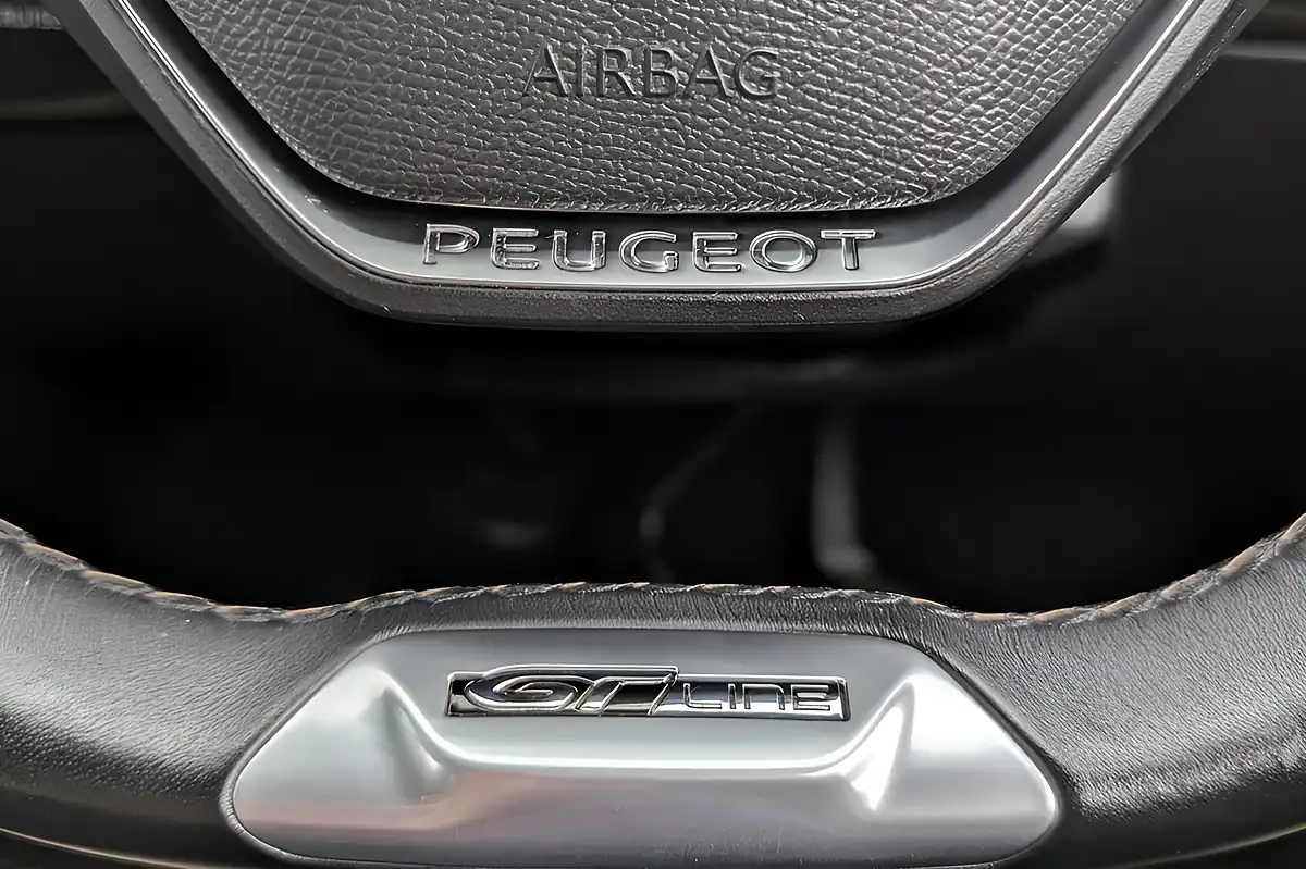 Used 2021 Peugeot 508 GT Line Grey - Interior and Exterior details 14