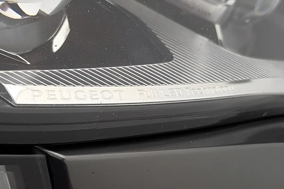 Used 2021 Peugeot 508 GT Line Grey - Interior and Exterior details 16