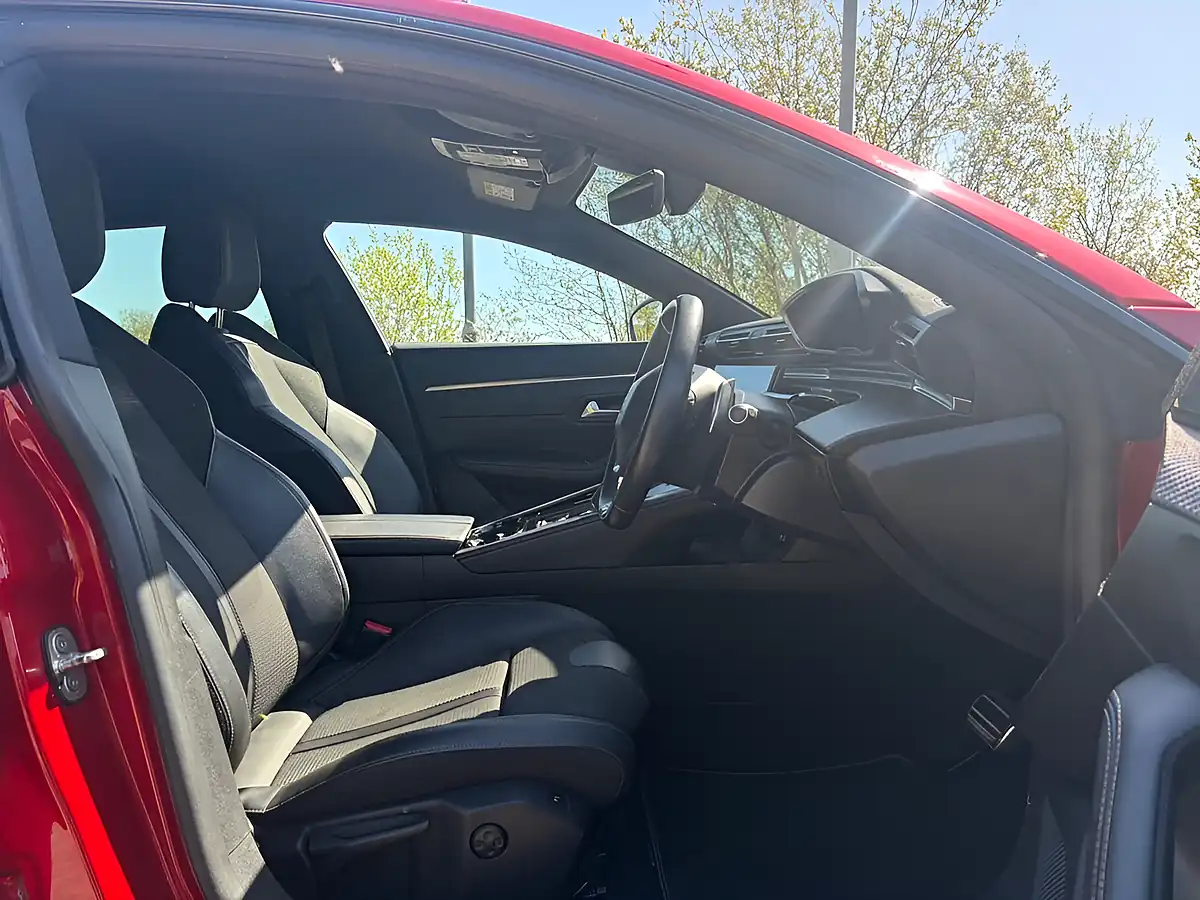 Used 2021 Peugeot 508 GT Line Red - Interior and Exterior details 14
