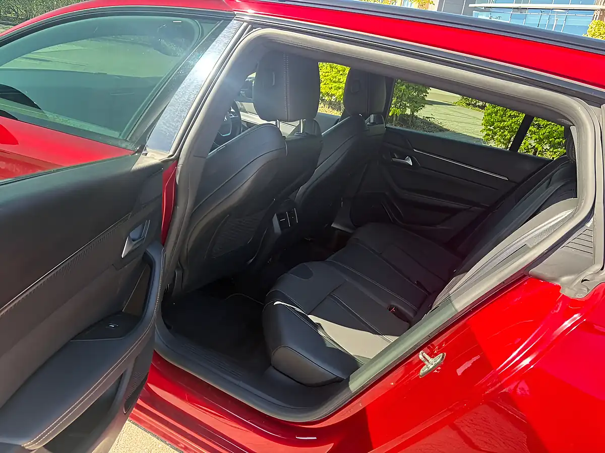Used 2021 Peugeot 508 GT Line Red - Interior and Exterior details 19