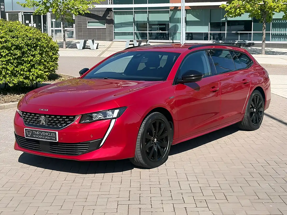 Used 2021 Peugeot 508 GT Line Red - Interior and Exterior details 8