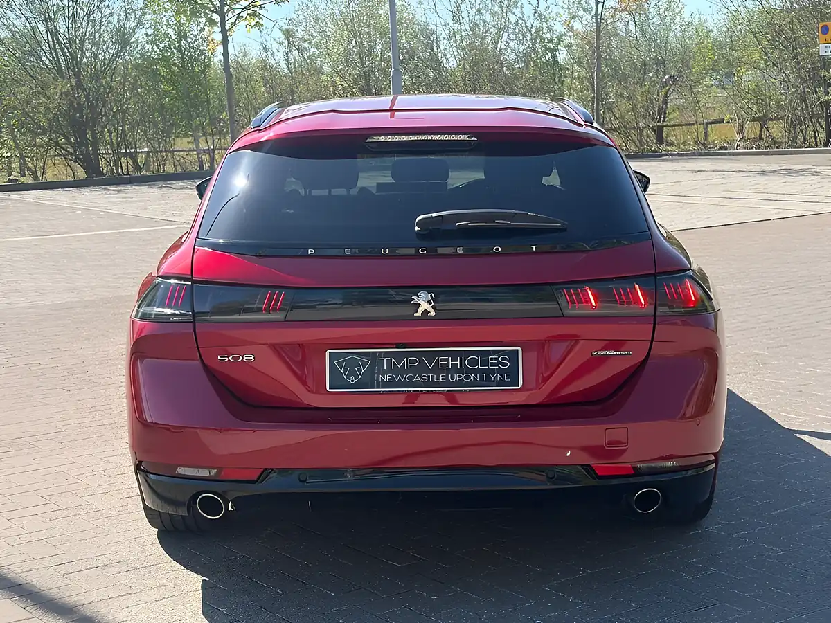 Used 2021 Peugeot 508 GT Line Red - Interior and Exterior details 9