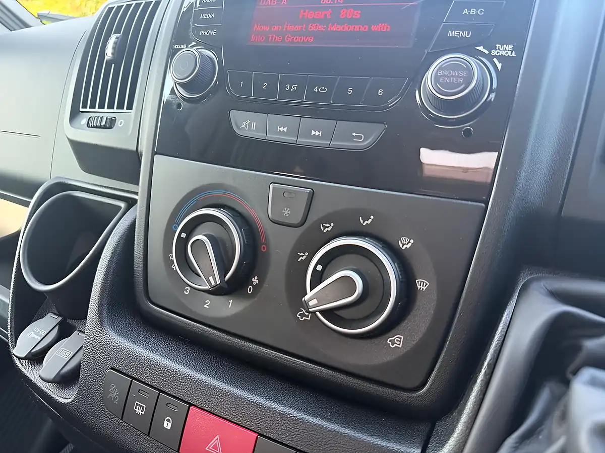 Used 2021 Peugeot Autoquest 115 White - Interior and Exterior details 13
