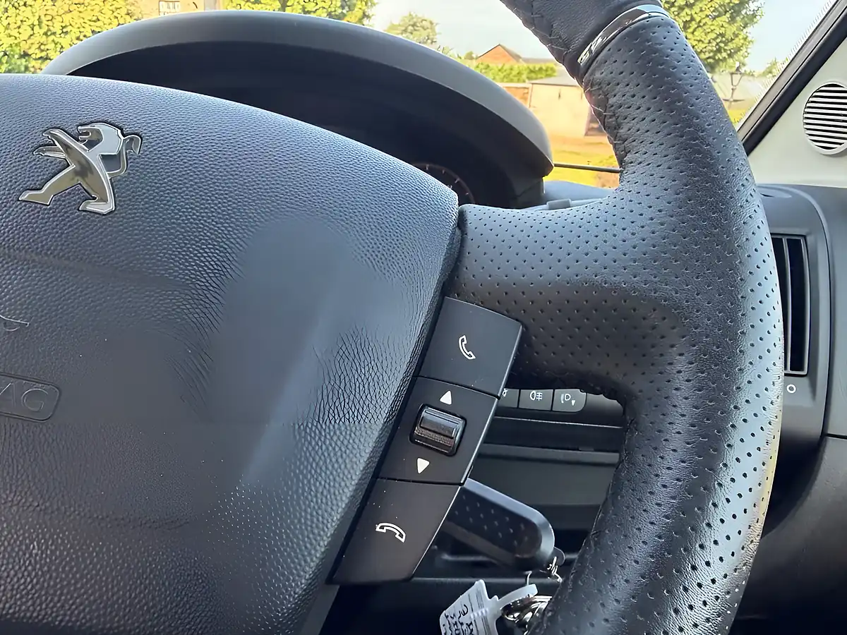 Used 2021 Peugeot Autoquest 115 White - Interior and Exterior details 15