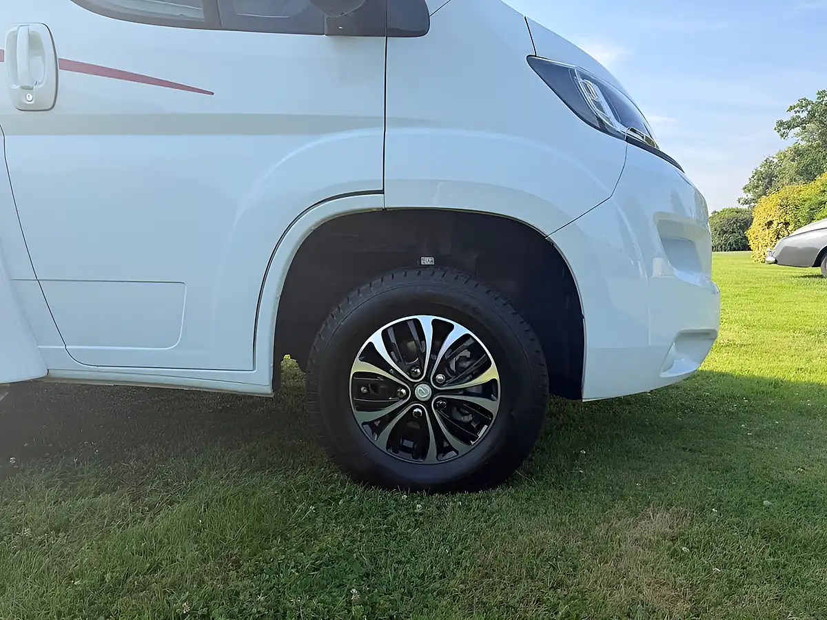 Used 2021 Peugeot Autoquest 115 White - Interior and Exterior details 19