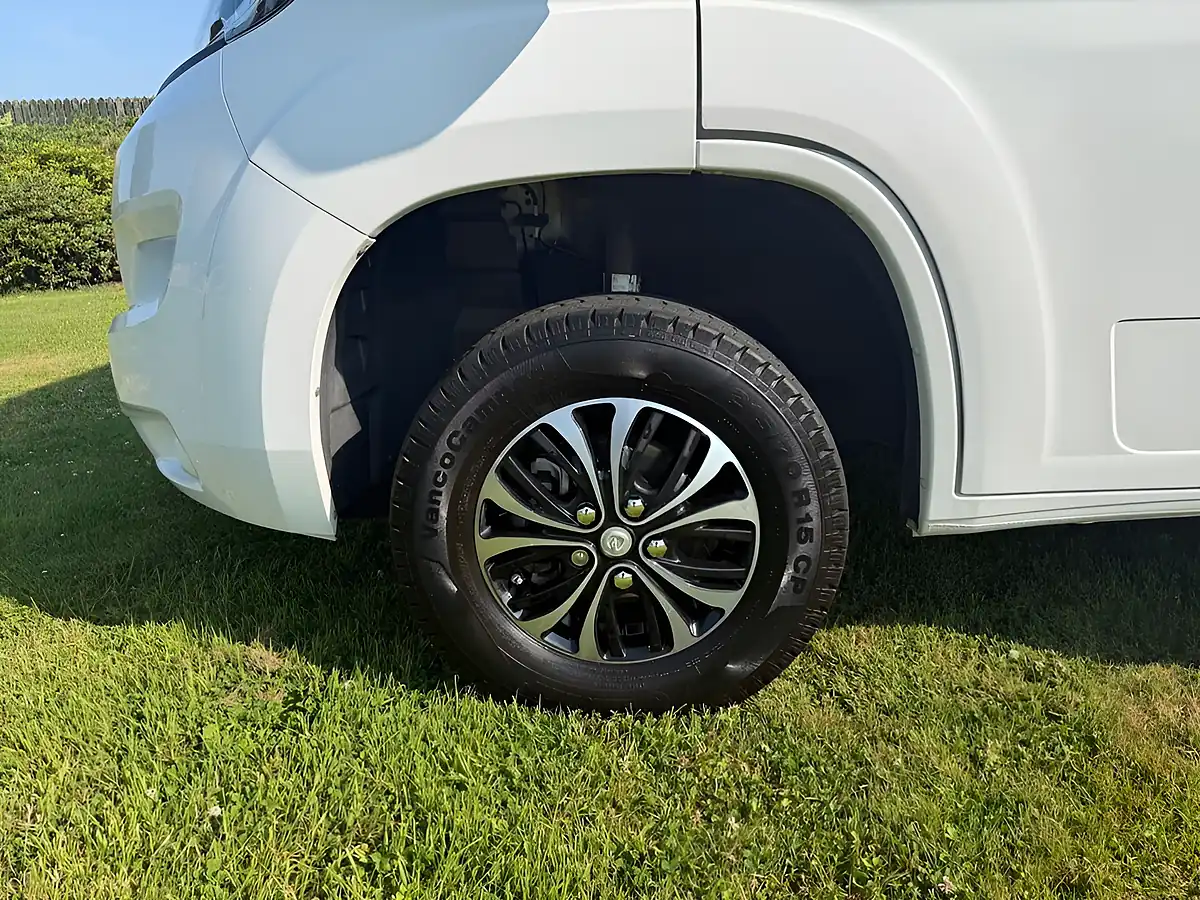 Used 2021 Peugeot Autoquest 115 White - Interior and Exterior details 20