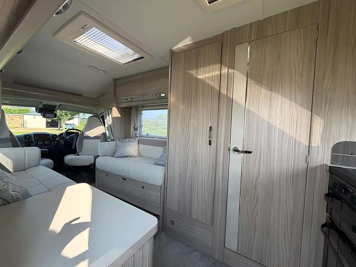 Used 2021 Peugeot Autoquest 115 White - Interior and Exterior details 6