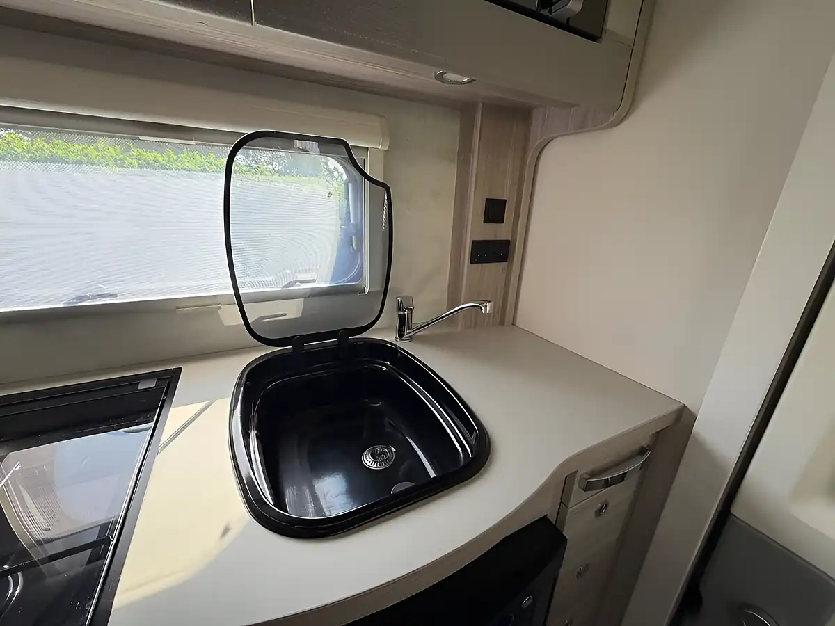 Used 2021 Peugeot Autoquest 115 White - Interior and Exterior details 9