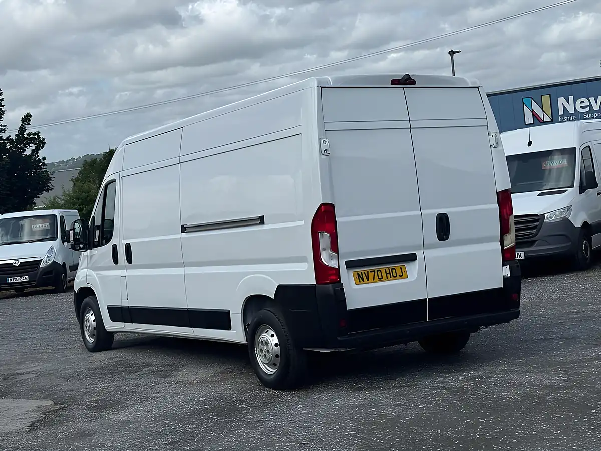 Used 2021 Peugeot Boxer 335 L3 H2 Lwb Professional White - Interior and Exterior details 7
