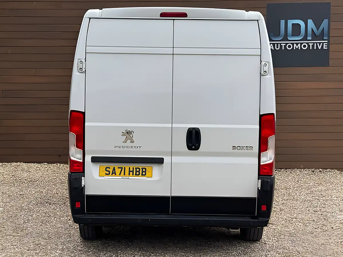 Used 2021 Peugeot Boxer 335 Professional L2H2 White - Interior and Exterior details 4