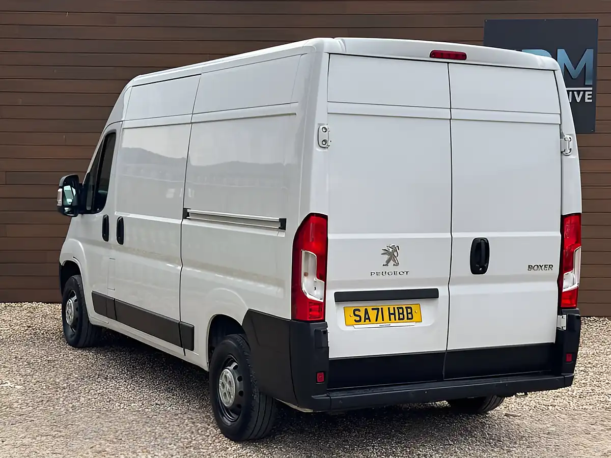 Used 2021 Peugeot Boxer 335 Professional L2H2 White - Interior and Exterior details 6