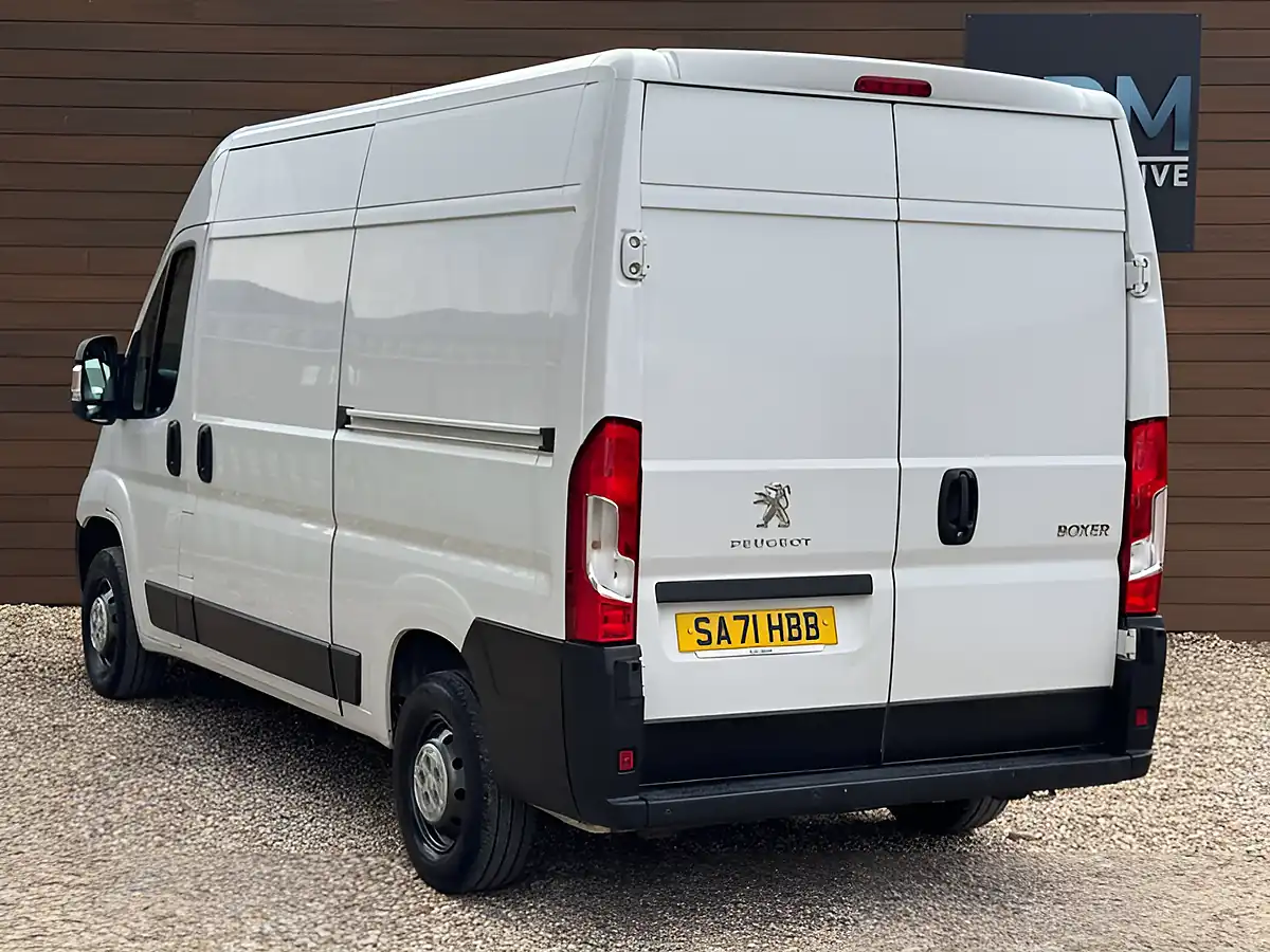 Used 2021 Peugeot Boxer 335 Professional L2H2 White - Interior and Exterior details 7