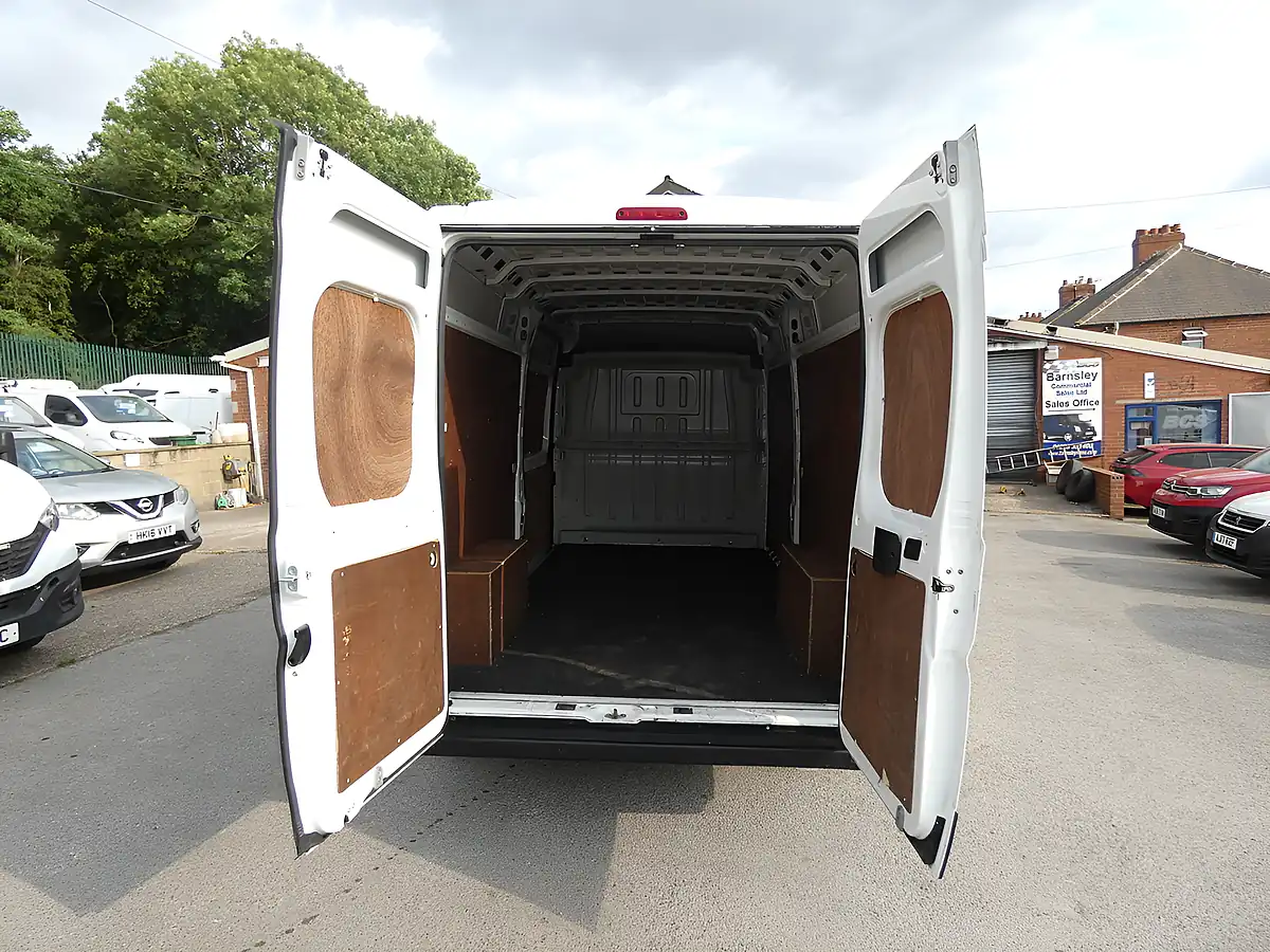 Used 2021 Peugeot Boxer 335 Professional L3H2 Lwb White - Interior and Exterior details 20