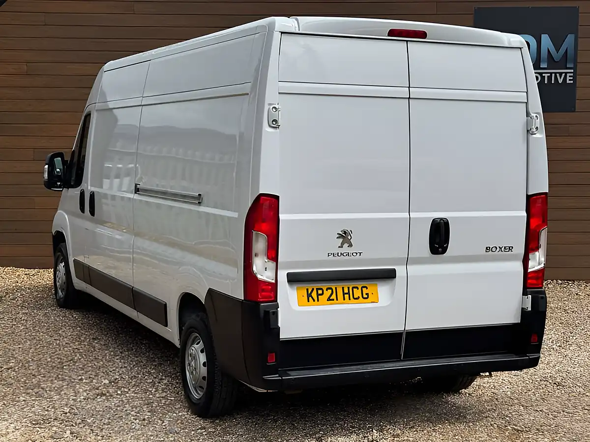 Used 2021 Peugeot Boxer 335 Professional L3H2 White - Interior and Exterior details 7
