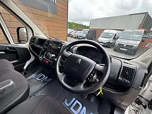 Used 2021 Peugeot Boxer 335 Professional L3H2 White - Interior and Exterior details 17