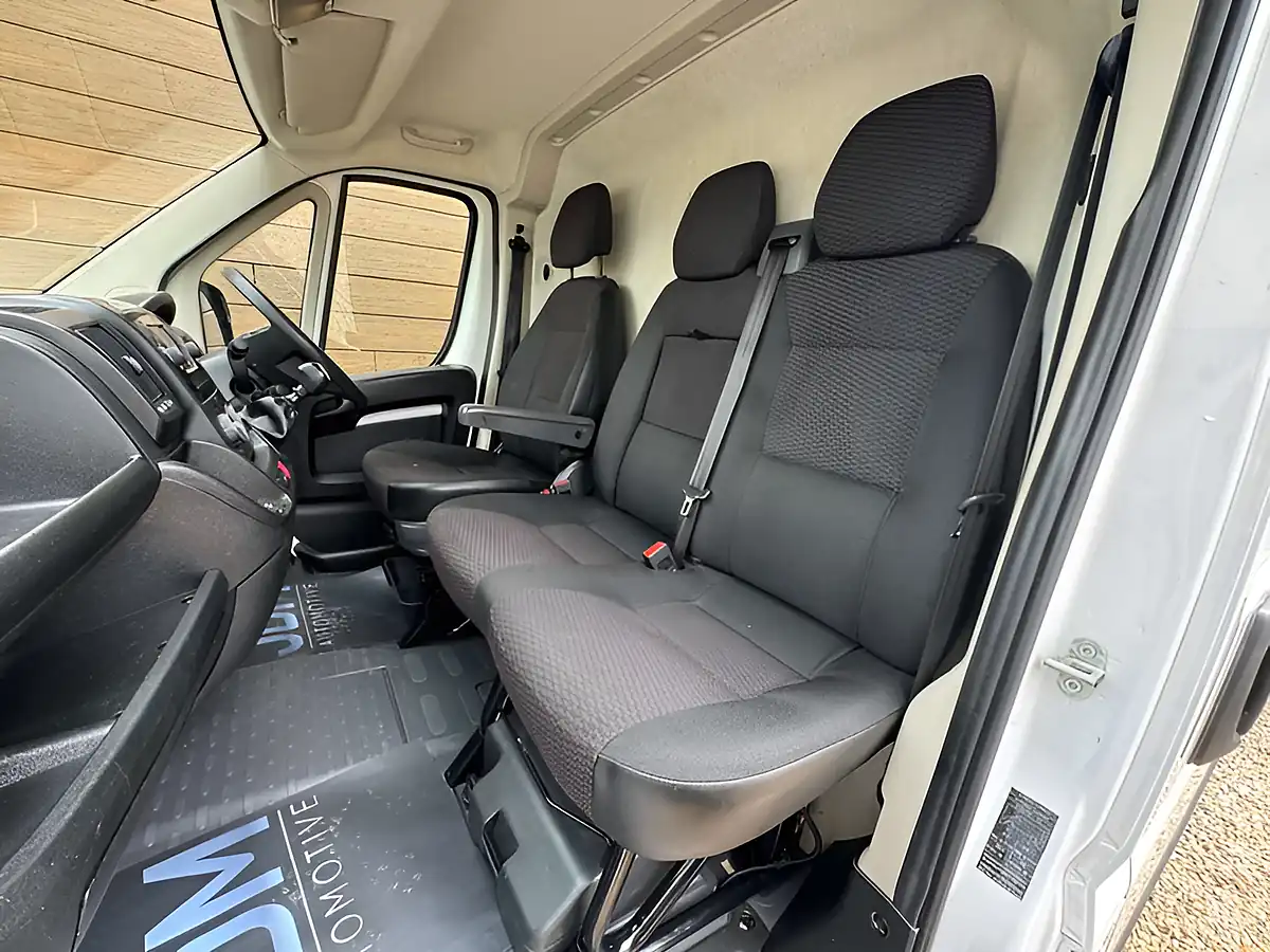 Used 2021 Peugeot Boxer 335 Professional L3H2 White - Interior and Exterior details 19
