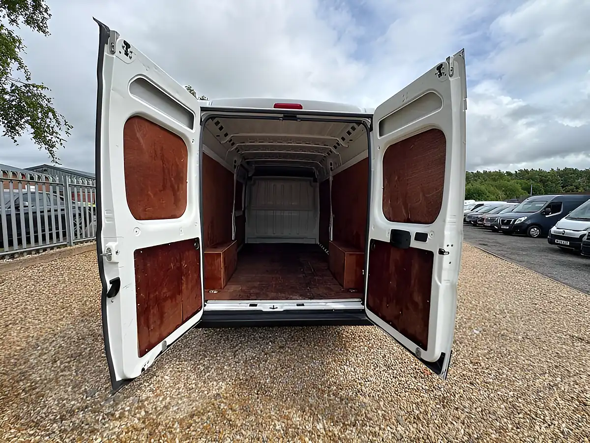 Used 2021 Peugeot Boxer 335 Professional L3H2 White - Interior and Exterior details 5