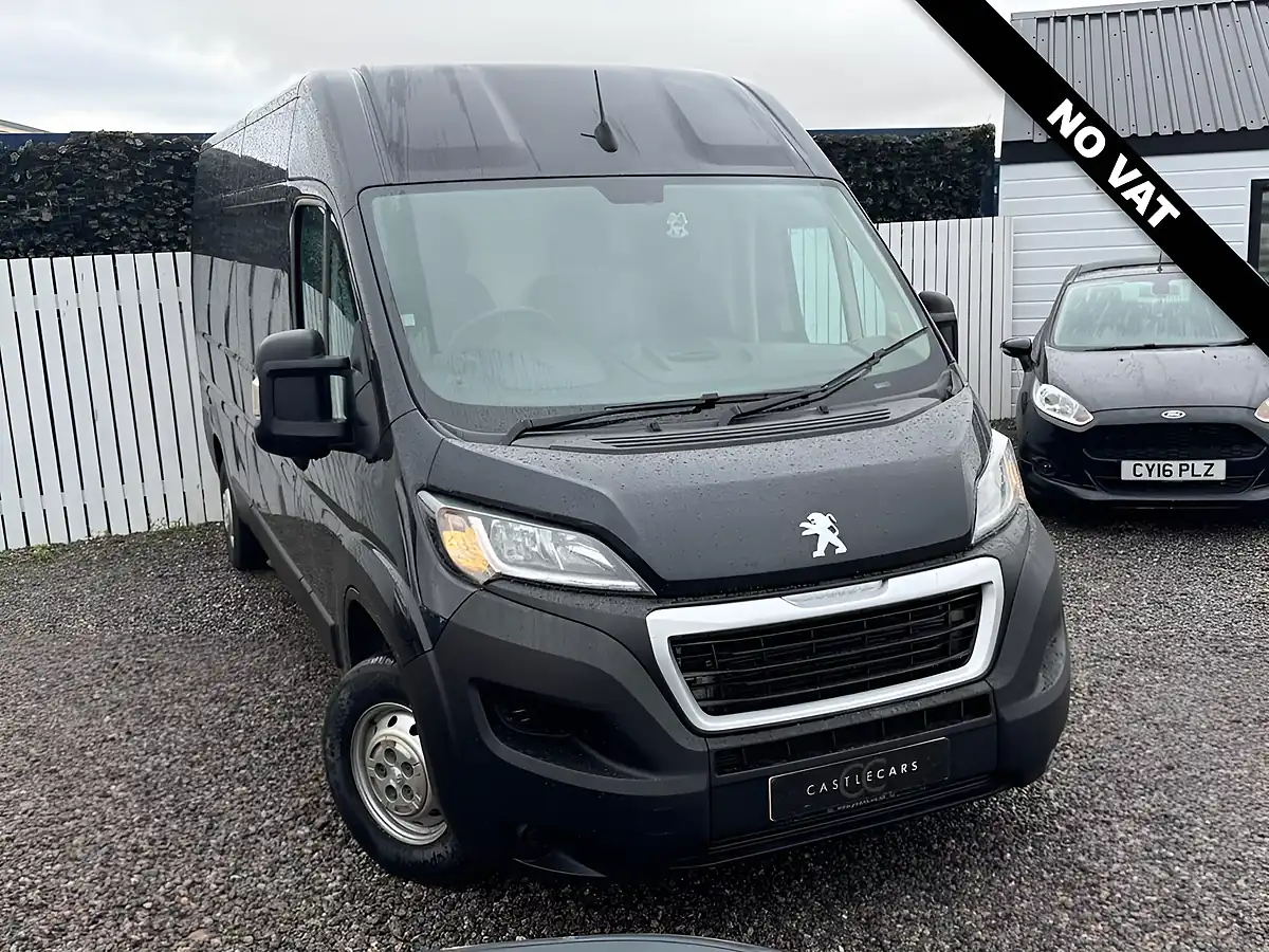 Used 2021 Peugeot Boxer 335 Professional Panel Van Grey - Front View