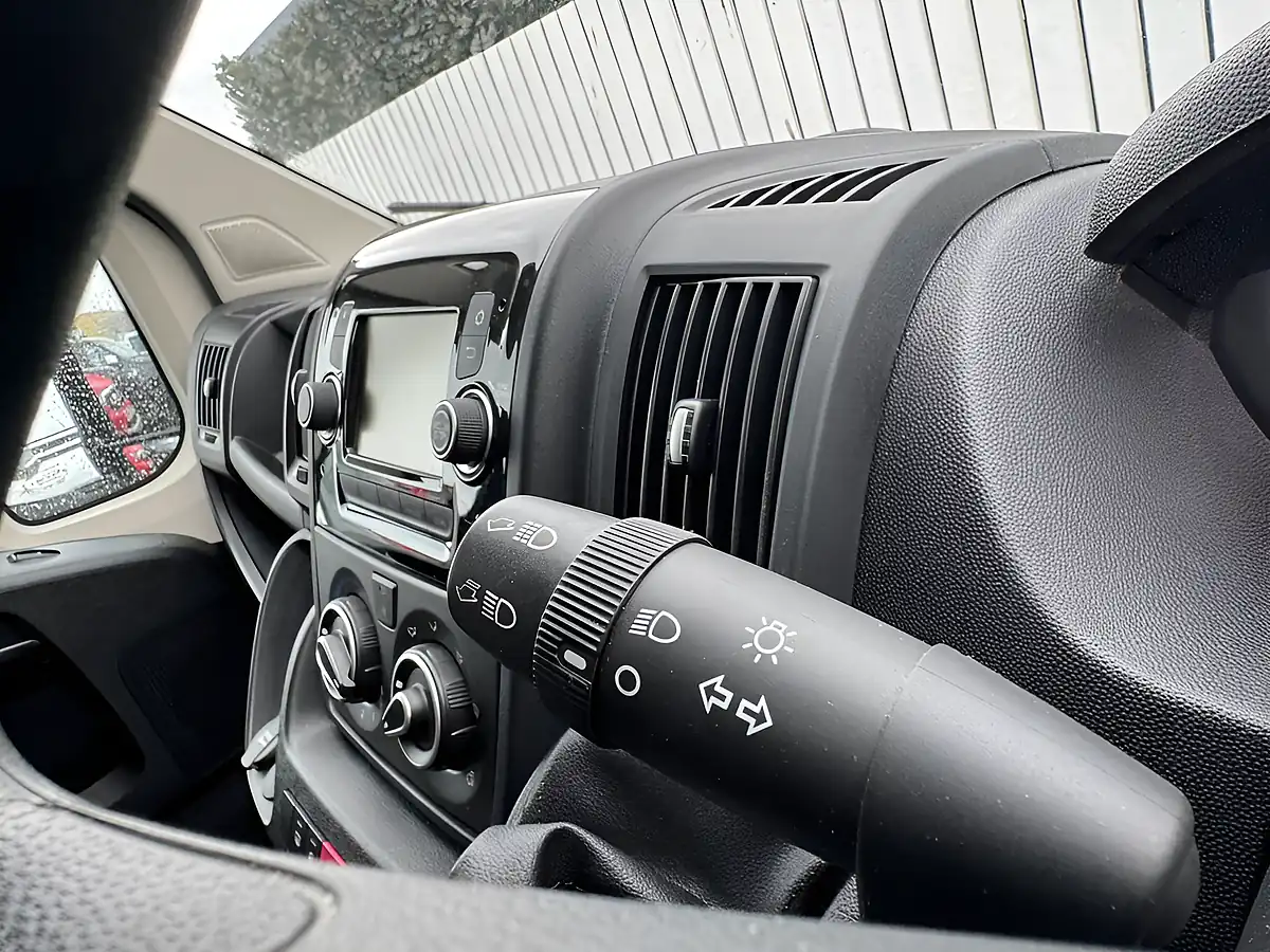 Used 2021 Peugeot Boxer 335 Professional Panel Van Grey - Interior and Exterior details 16