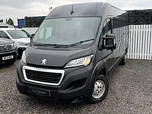 Used 2021 Peugeot Boxer 335 Professional Panel Van Grey - Interior and Exterior details 3