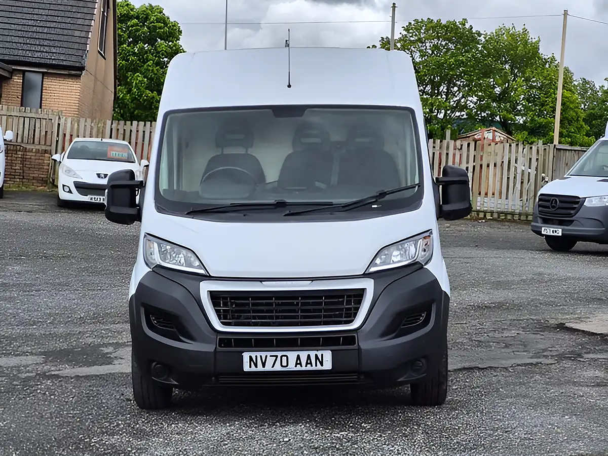 Used 2021 Peugeot Boxer 335 S L3 H2 Lwb White - Interior and Exterior details 11