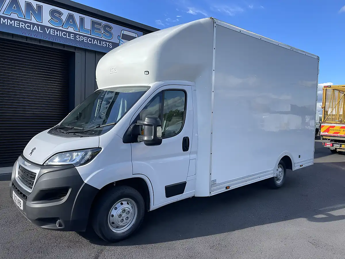 Used 2021 Peugeot Boxer Luton Low Loader White - Interior and Exterior details 2