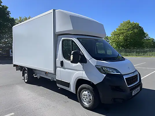 2021 Peugeot Boxer Luton 2.2 BlueHDi